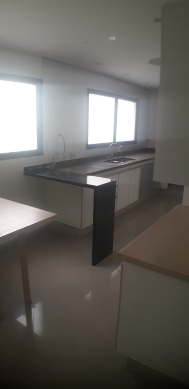 Apartamento à venda com 4 quartos, 217m² - Foto 18