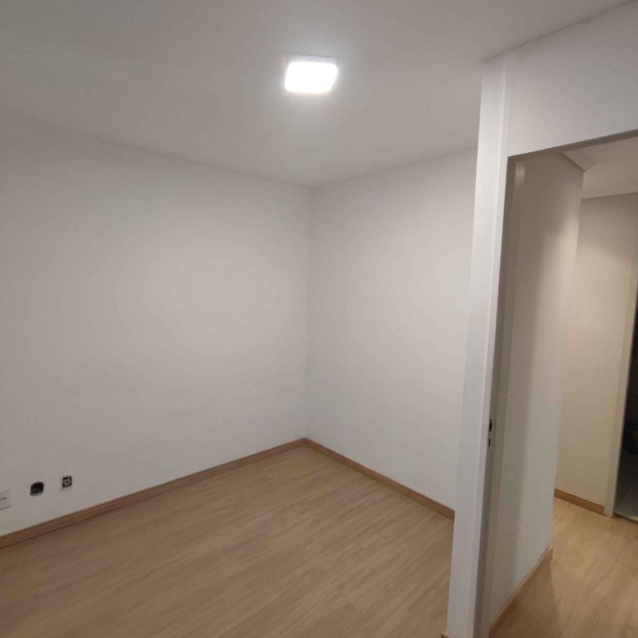 Apartamento à venda com 3 quartos, 61m² - Foto 4