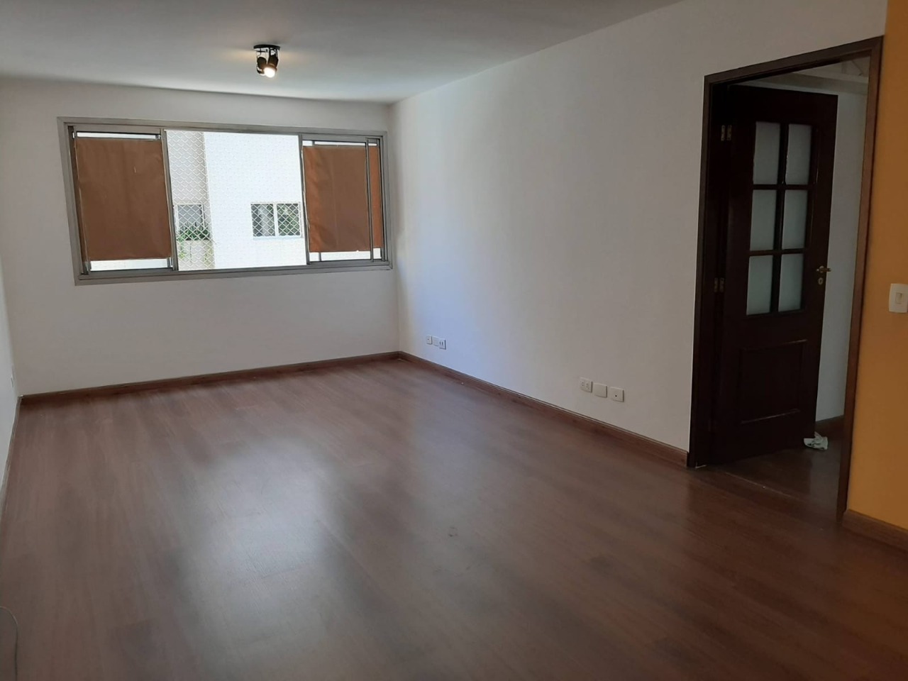 Apartamento à venda com 2 quartos, 80m² - Foto 1