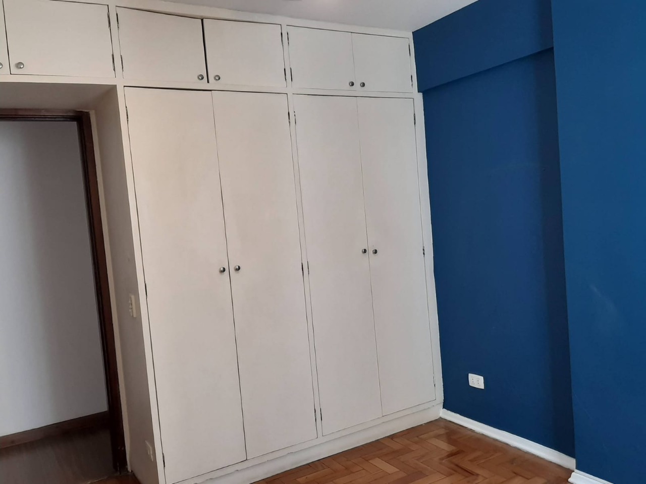 Apartamento à venda com 2 quartos, 80m² - Foto 3