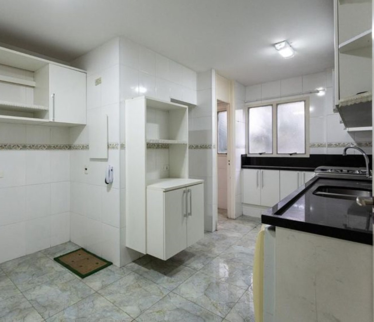 Apartamento à venda com 2 quartos, 107m² - Foto 7