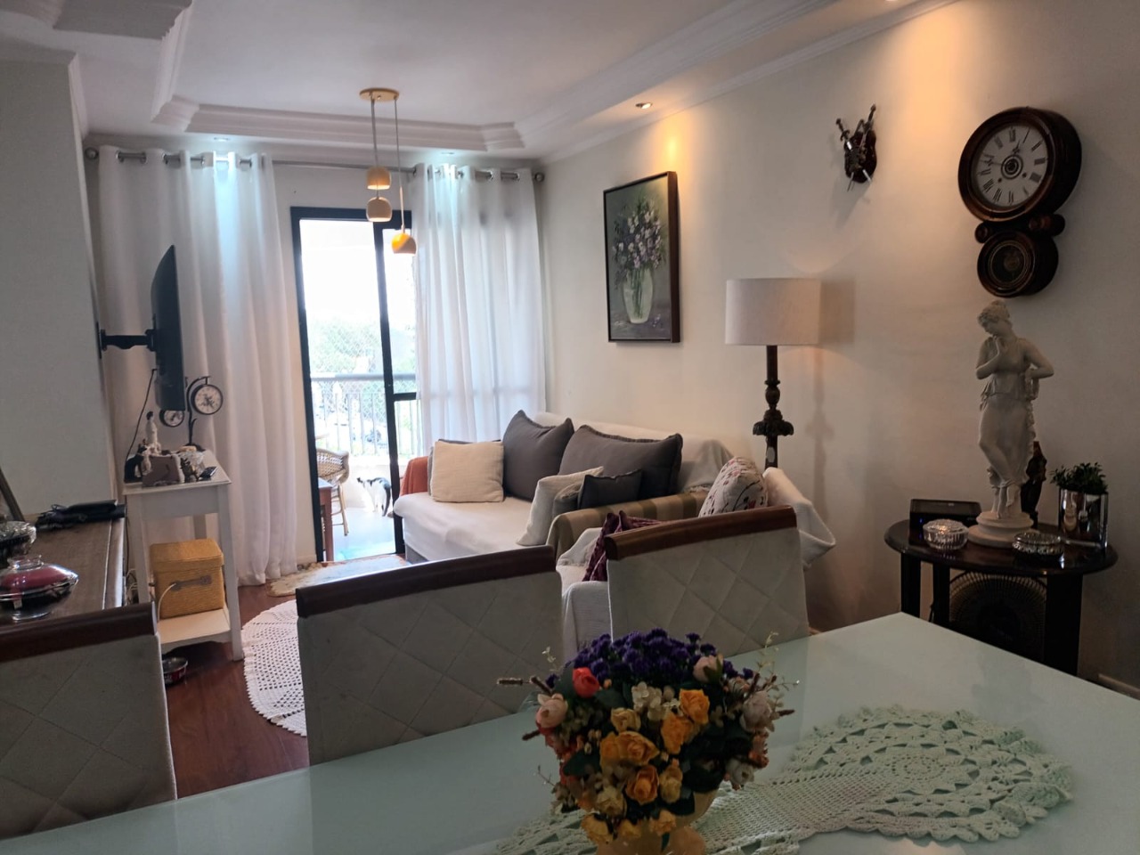 Apartamento à venda com 2 quartos, 75m² - Foto 3