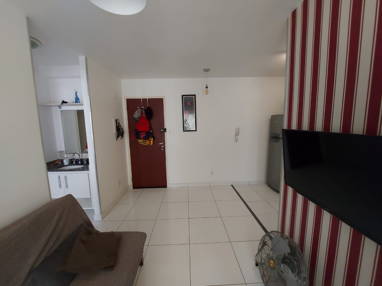 Apartamento à venda com 1 quarto, 50m² - Foto 5