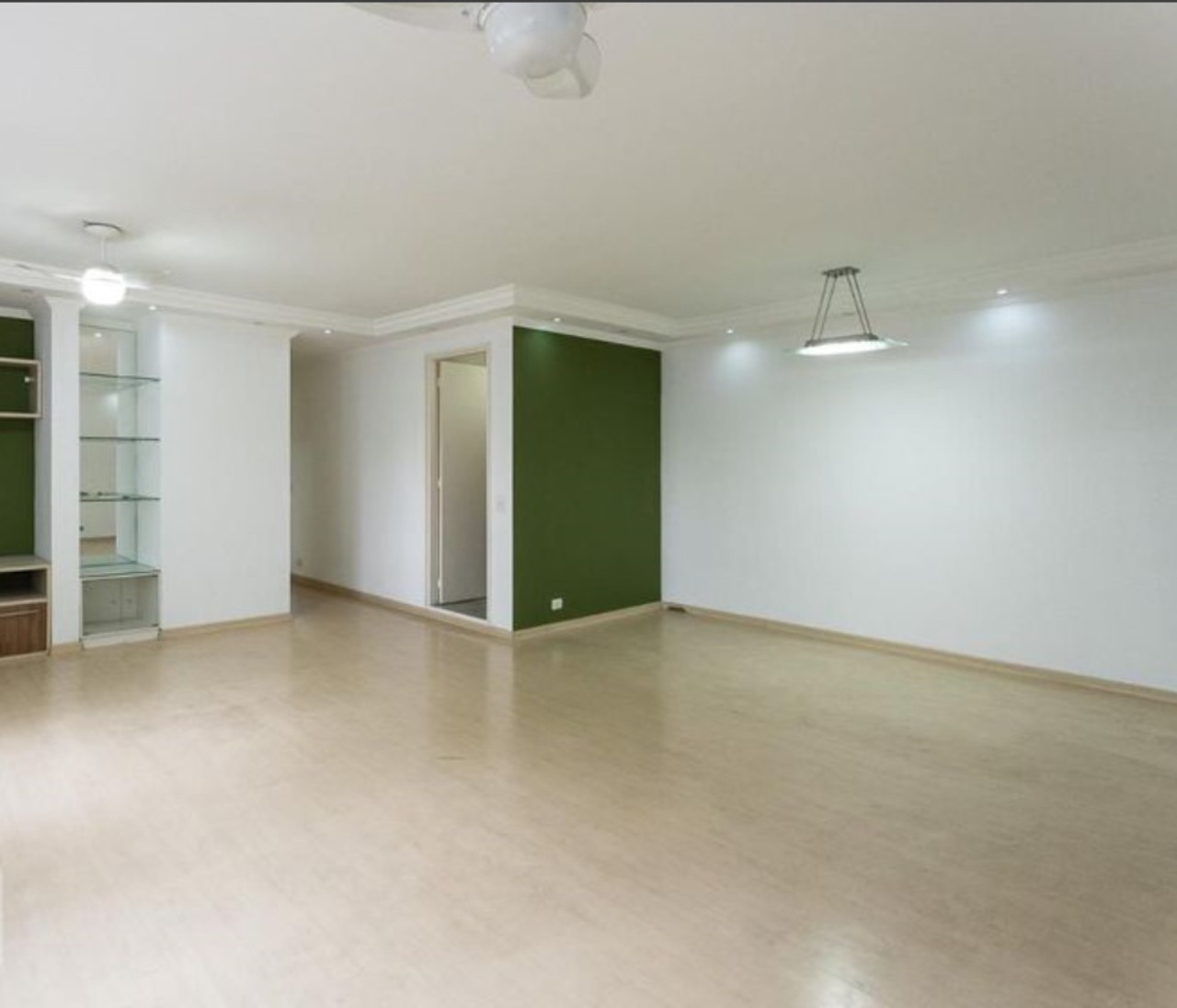 Apartamento à venda com 2 quartos, 107m² - Foto 2