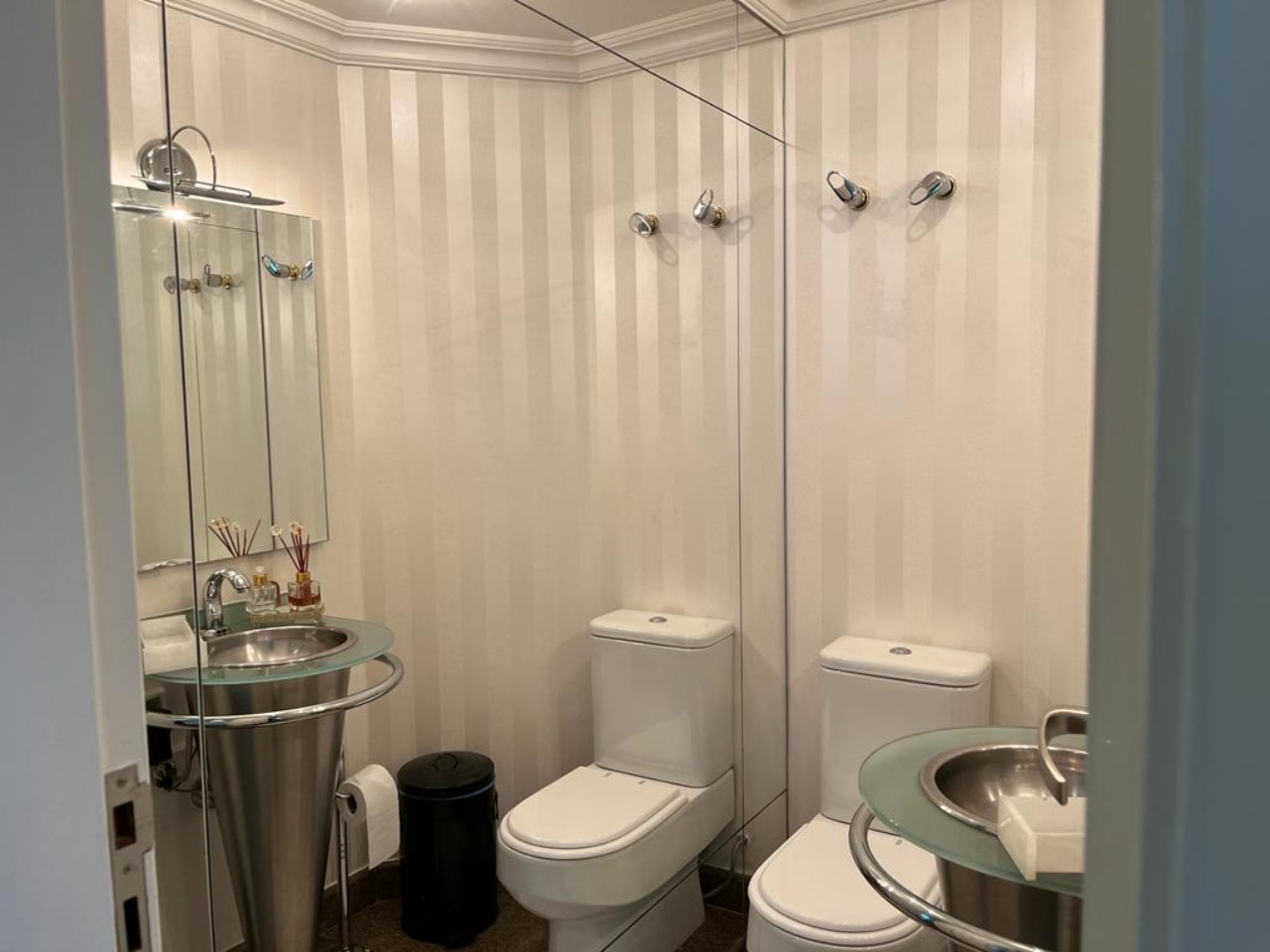 Apartamento à venda com 4 quartos, 220m² - Foto 18