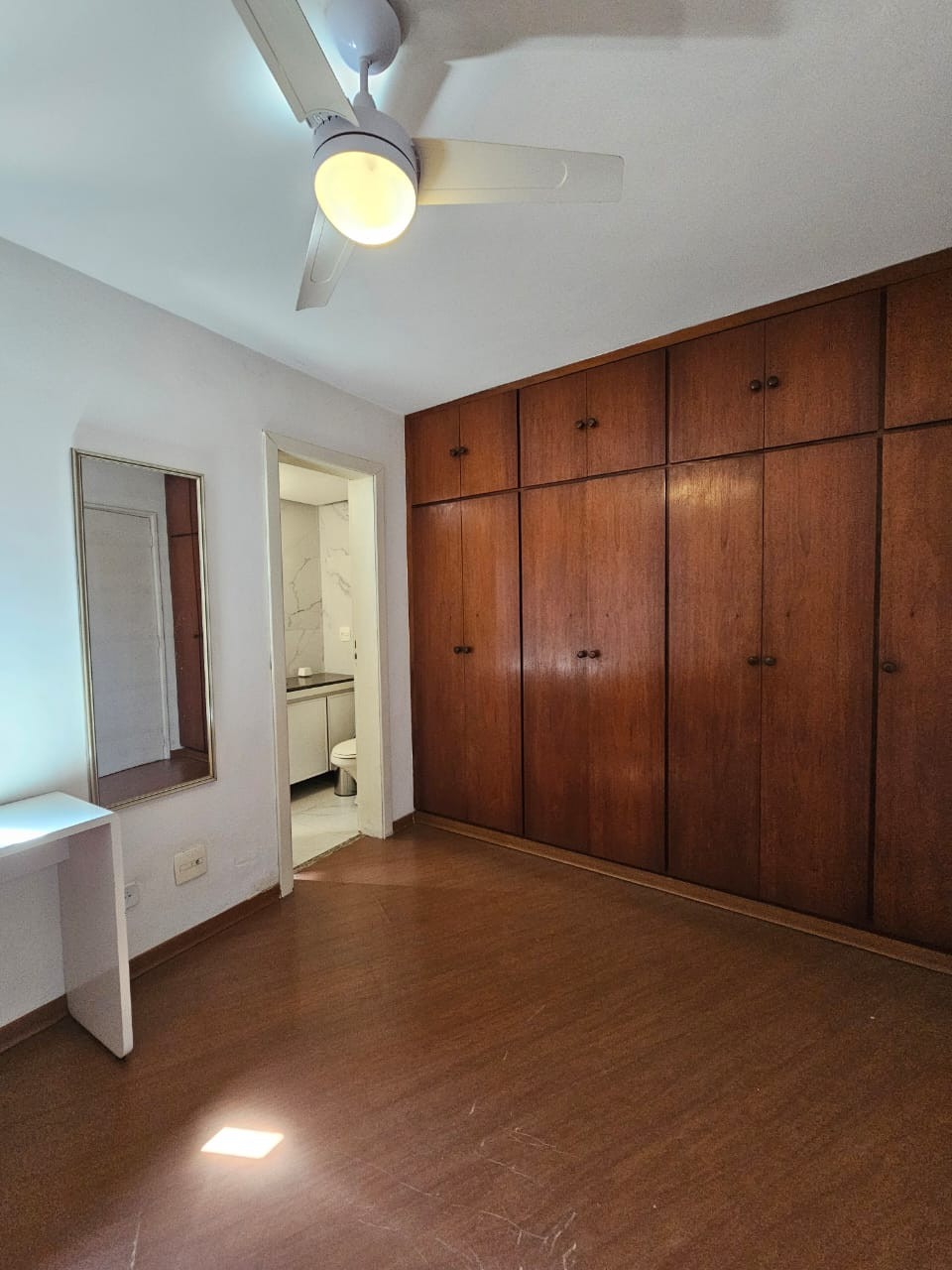 Apartamento à venda com 1 quarto, 45m² - Foto 6