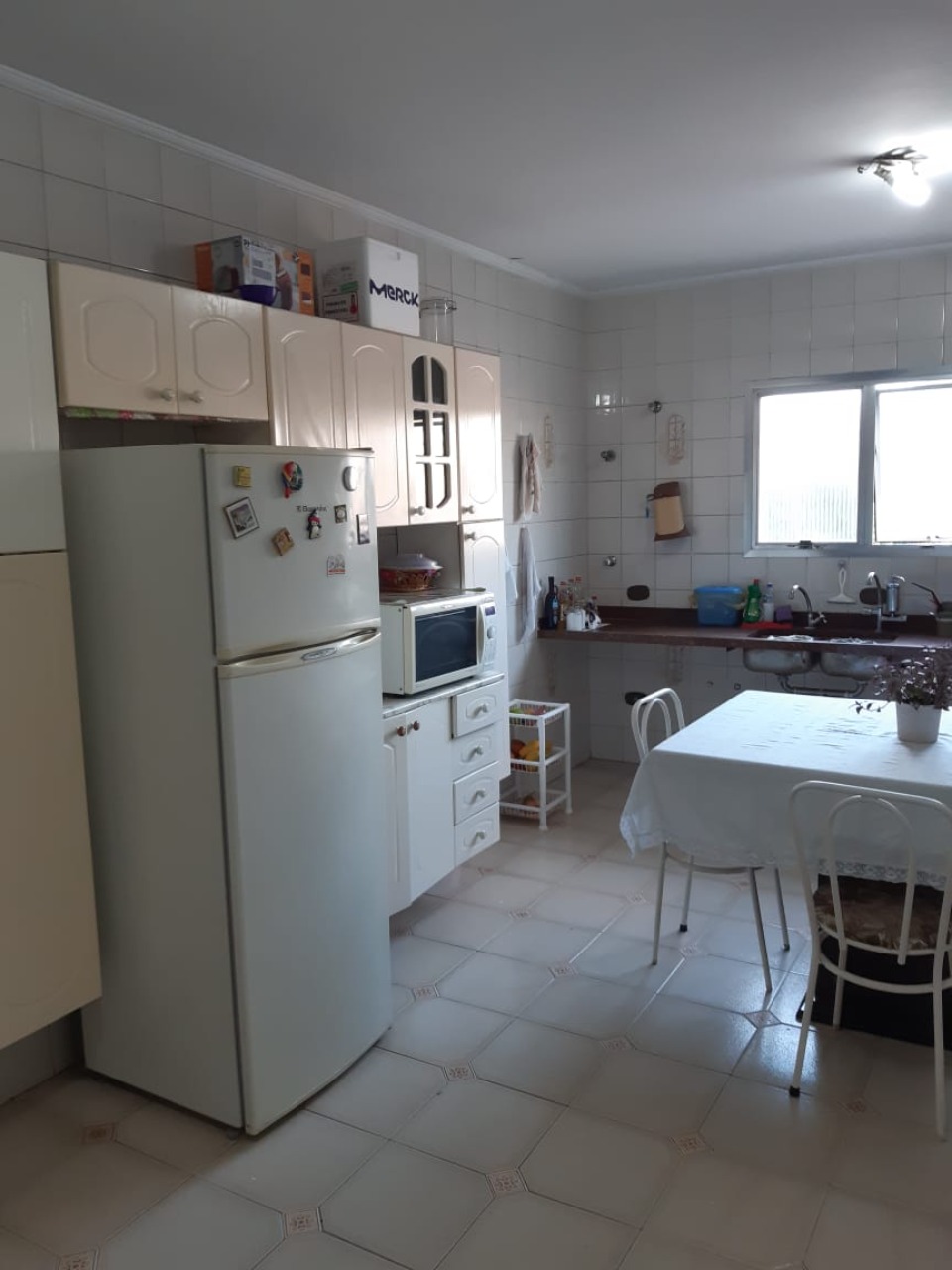 Casa à venda com 3 quartos, 220m² - Foto 11