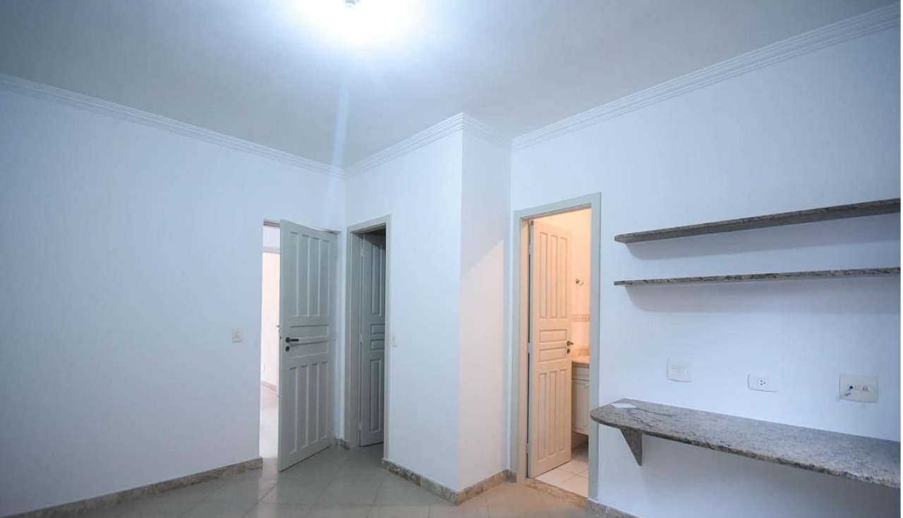 Casa à venda com 4 quartos, 280m² - Foto 13