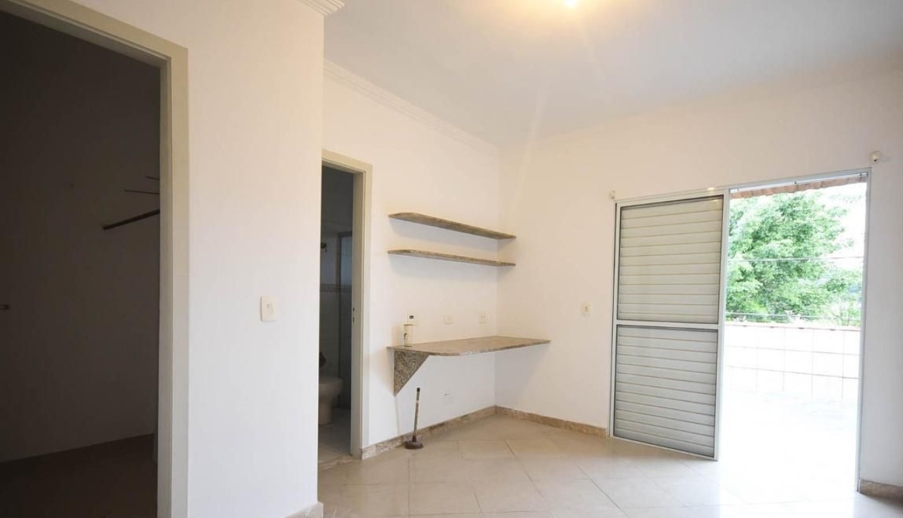 Casa à venda com 4 quartos, 280m² - Foto 14