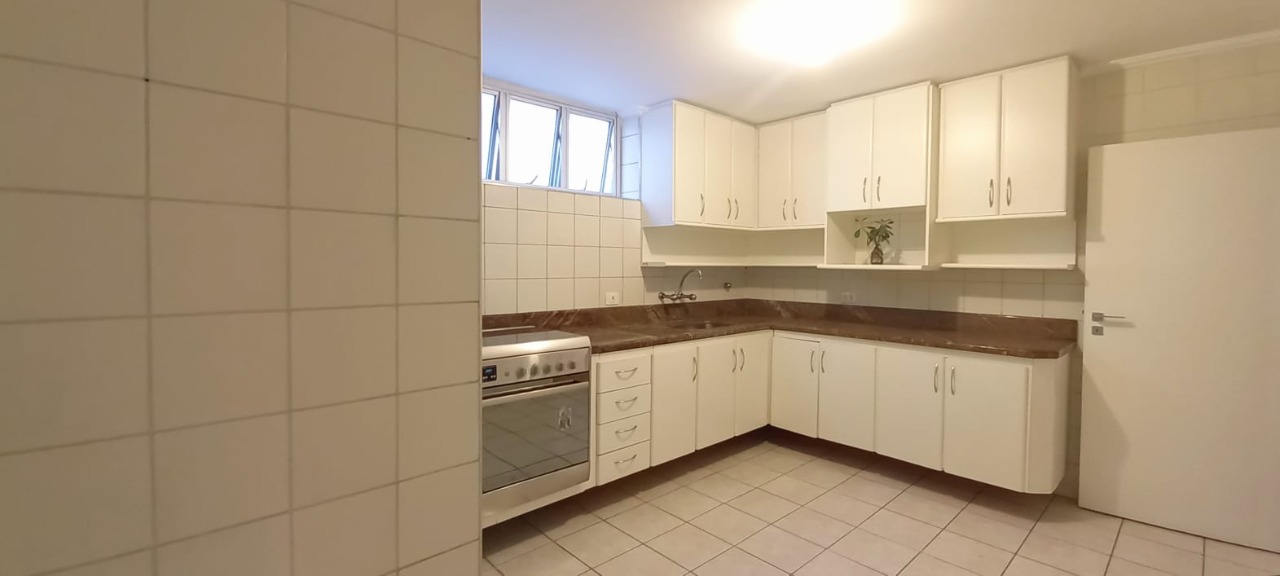 Apartamento à venda com 3 quartos, 130m² - Foto 23