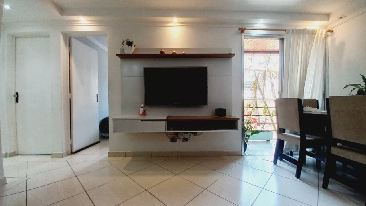 Apartamento à venda com 2 quartos, 52m² - Foto 18