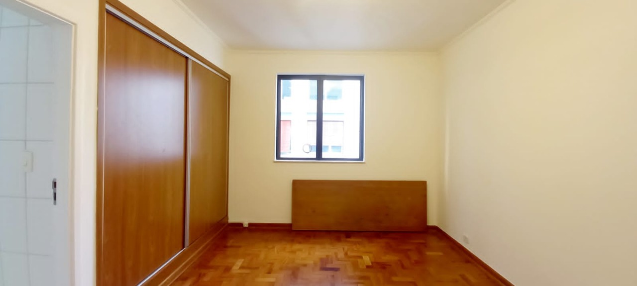 Apartamento à venda com 3 quartos, 130m² - Foto 18