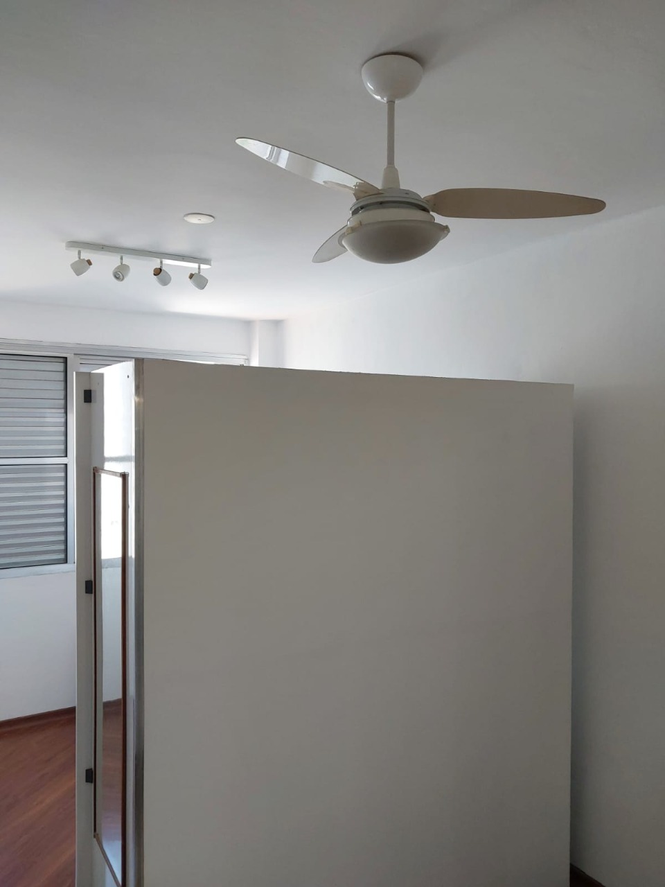 Apartamento à venda com 1 quarto, 28m² - Foto 8