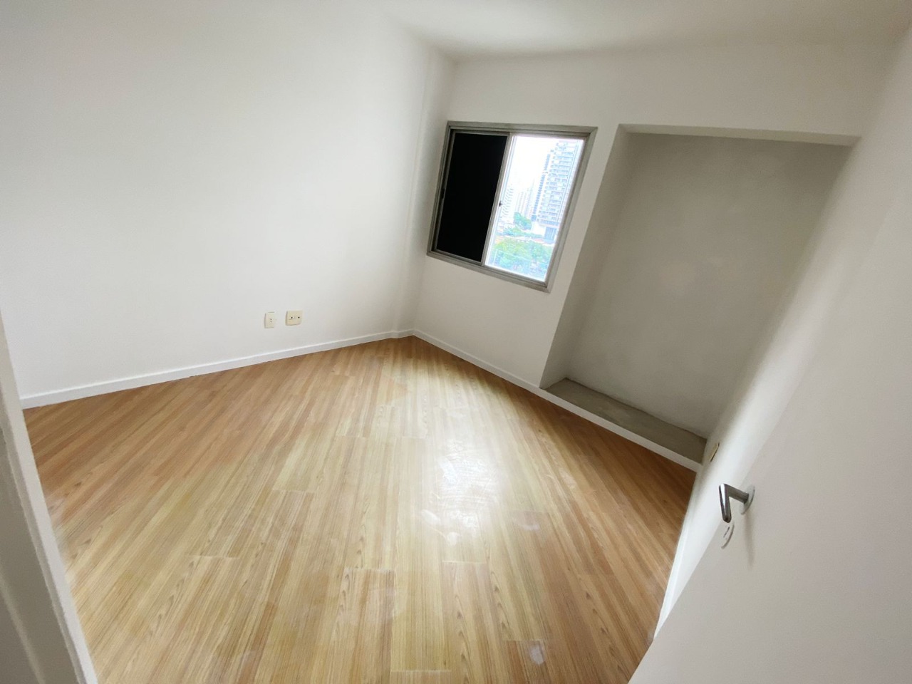 Apartamento à venda com 3 quartos, 83m² - Foto 10