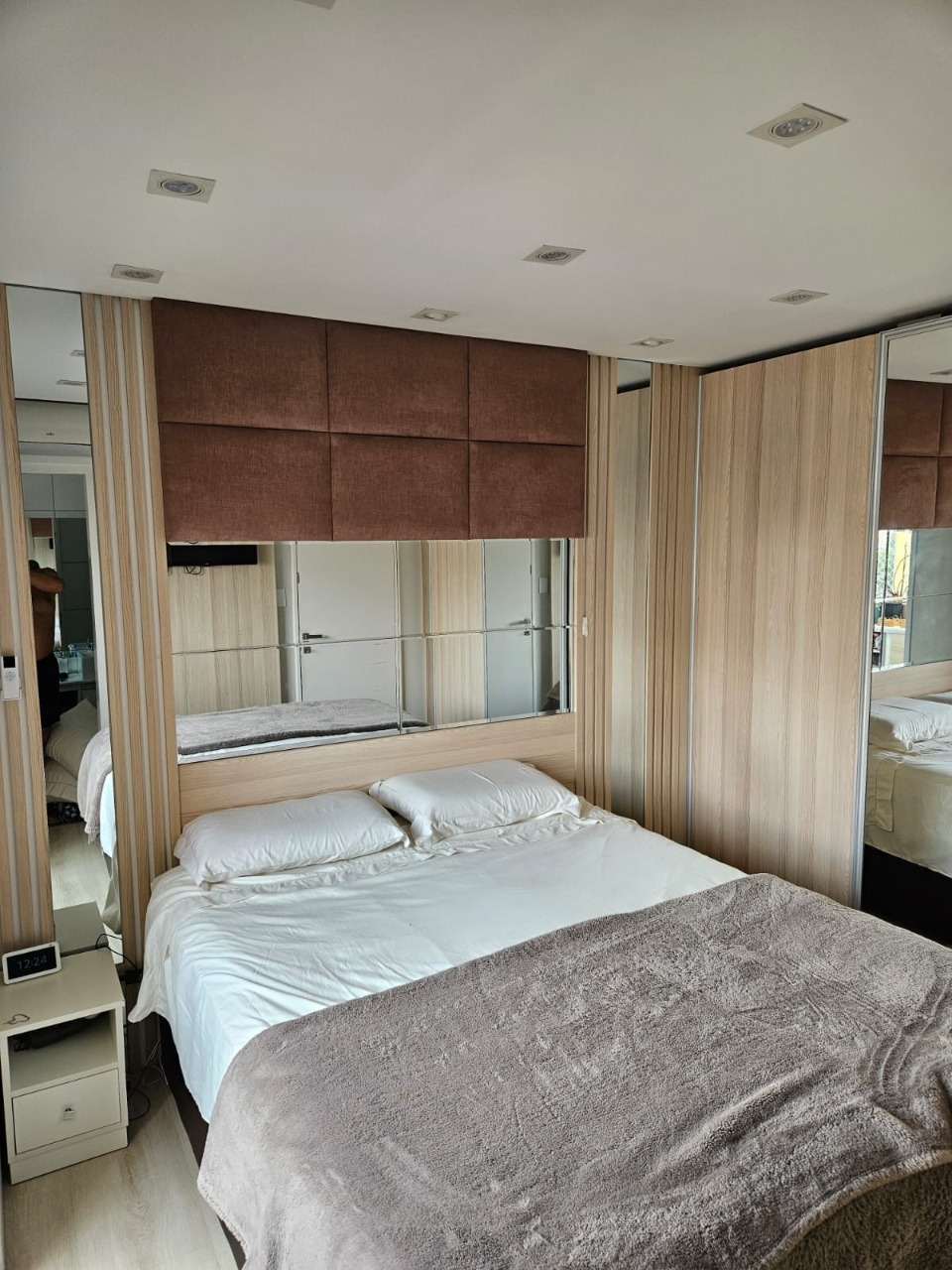 Apartamento à venda com 3 quartos, 100m² - Foto 8