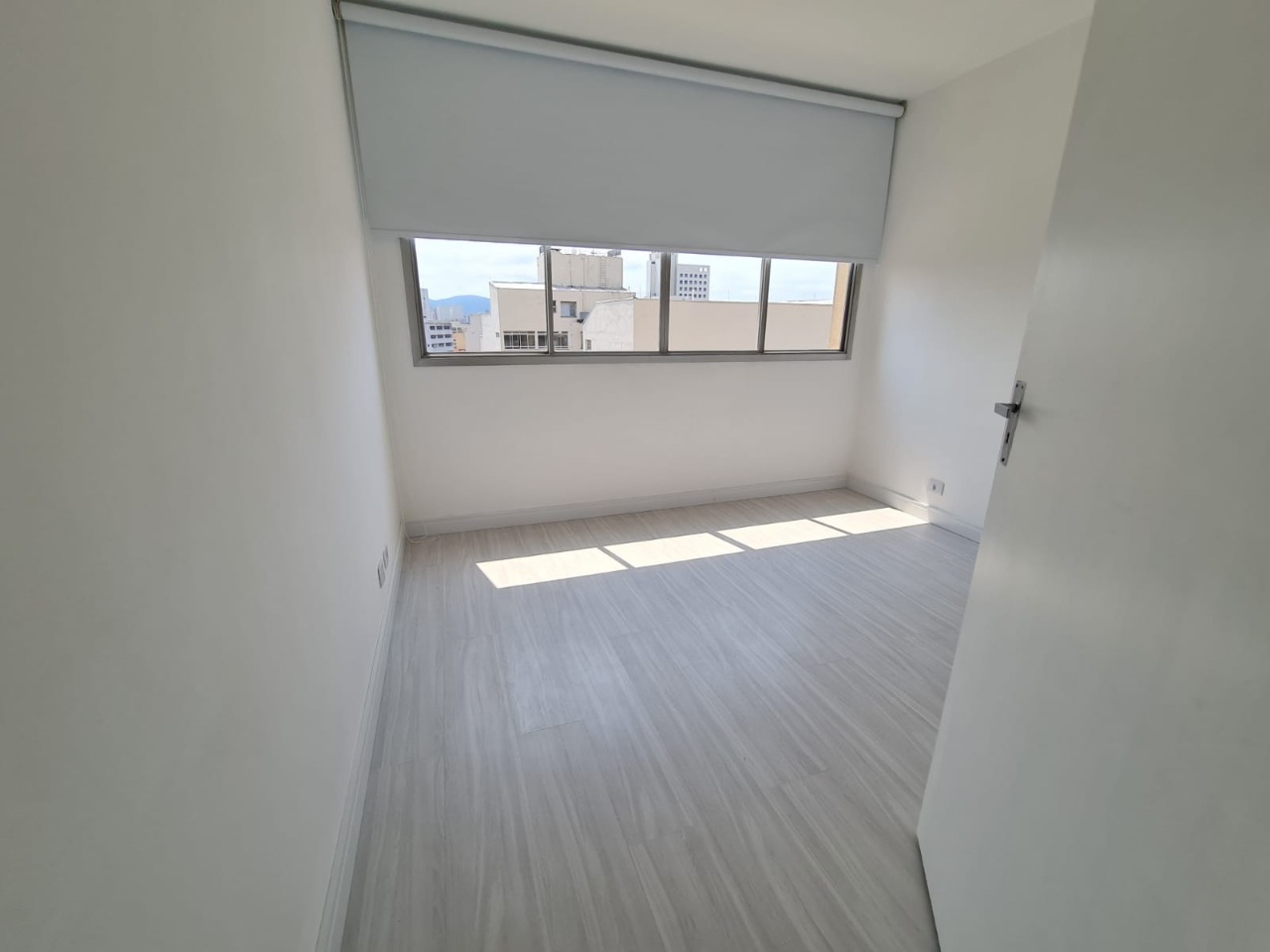 Apartamento à venda com 2 quartos, 75m² - Foto 15