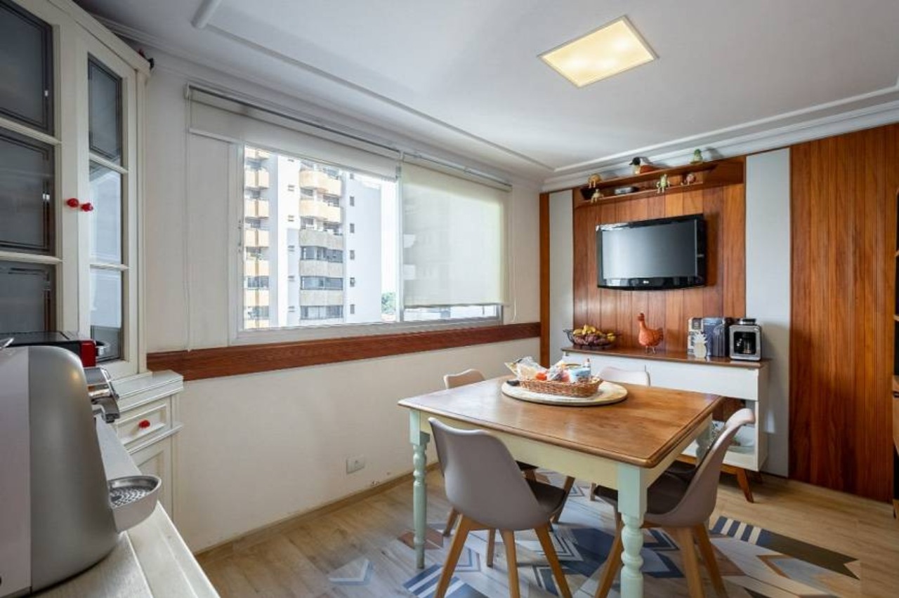 Apartamento à venda com 3 quartos, 208m² - Foto 16