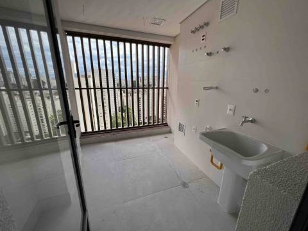 Apartamento à venda com 4 quartos, 165m² - Foto 12