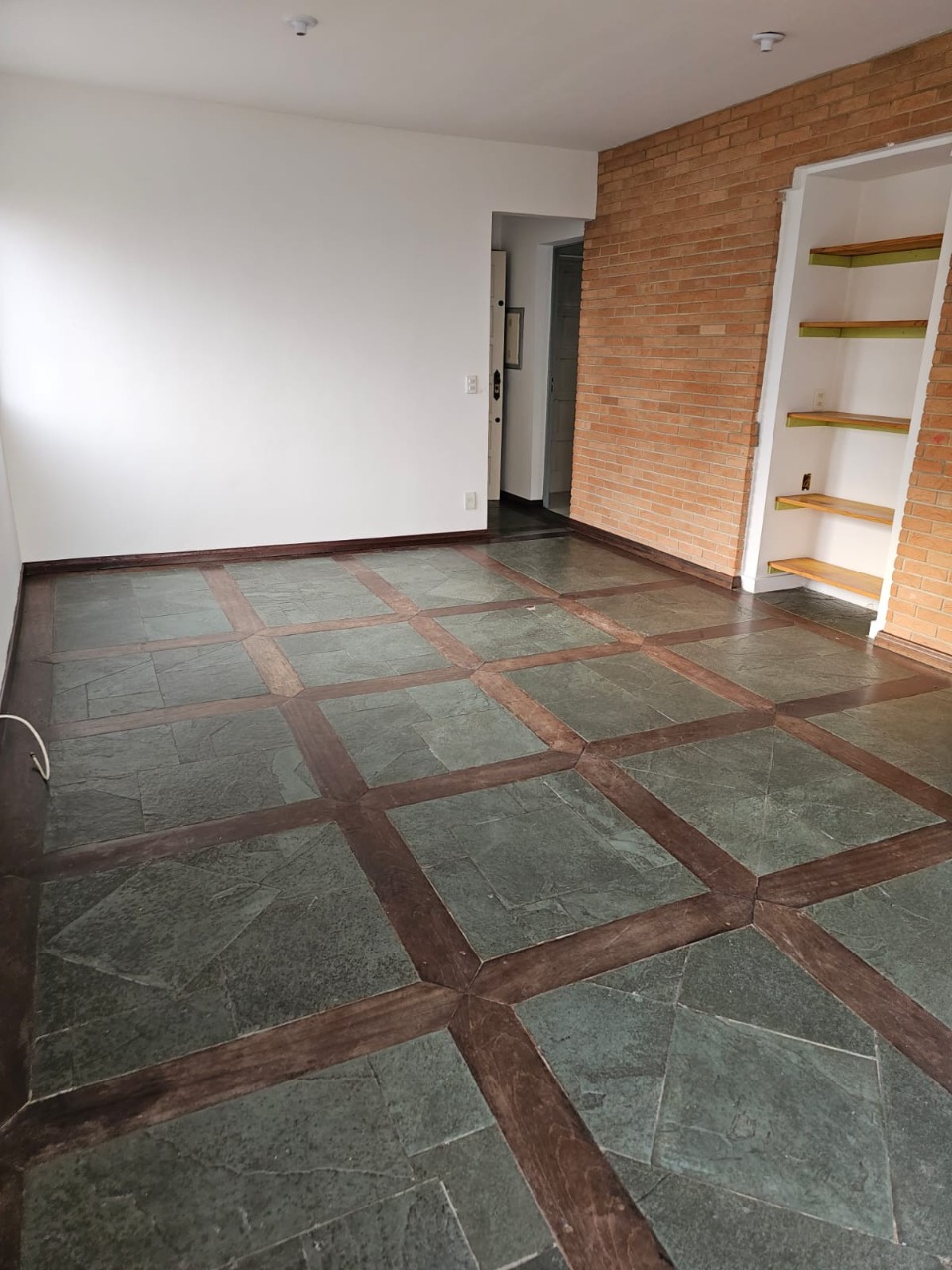 Apartamento à venda com 3 quartos, 81m² - Foto 20