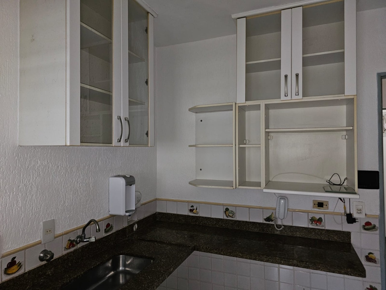 Apartamento à venda com 3 quartos, 81m² - Foto 11