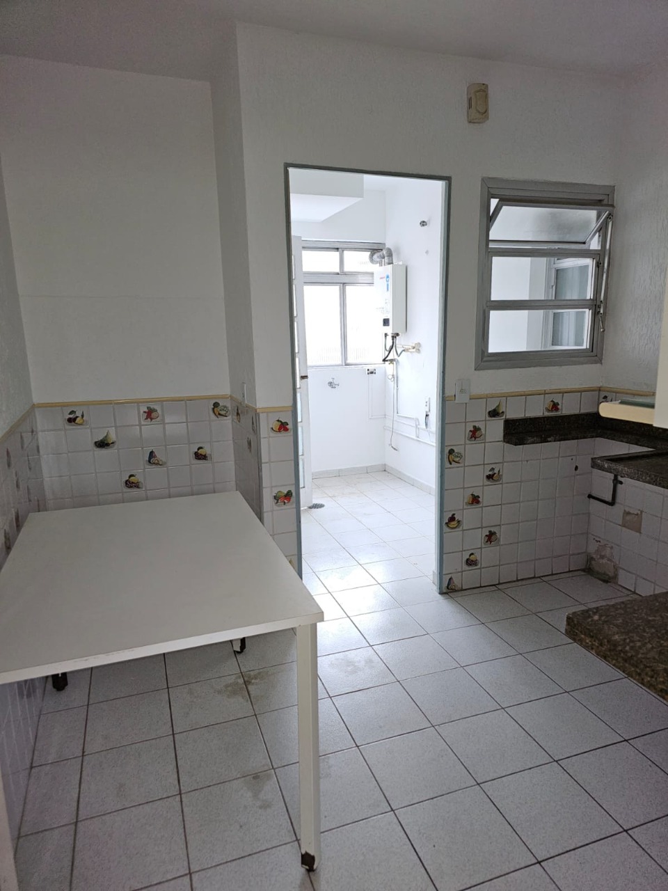 Apartamento à venda com 3 quartos, 81m² - Foto 27