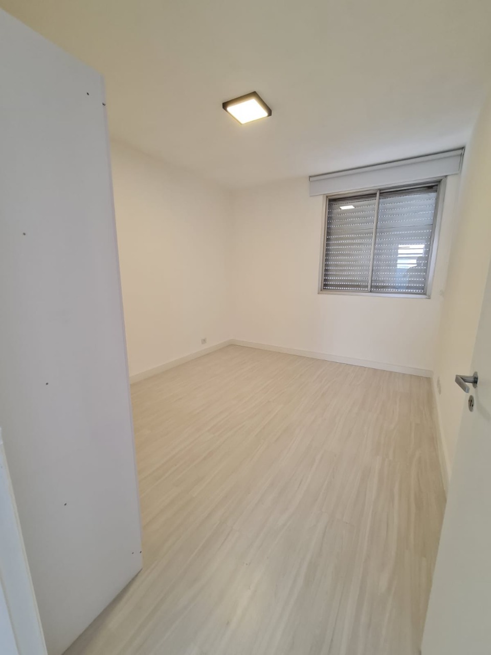 Apartamento à venda com 2 quartos, 75m² - Foto 8