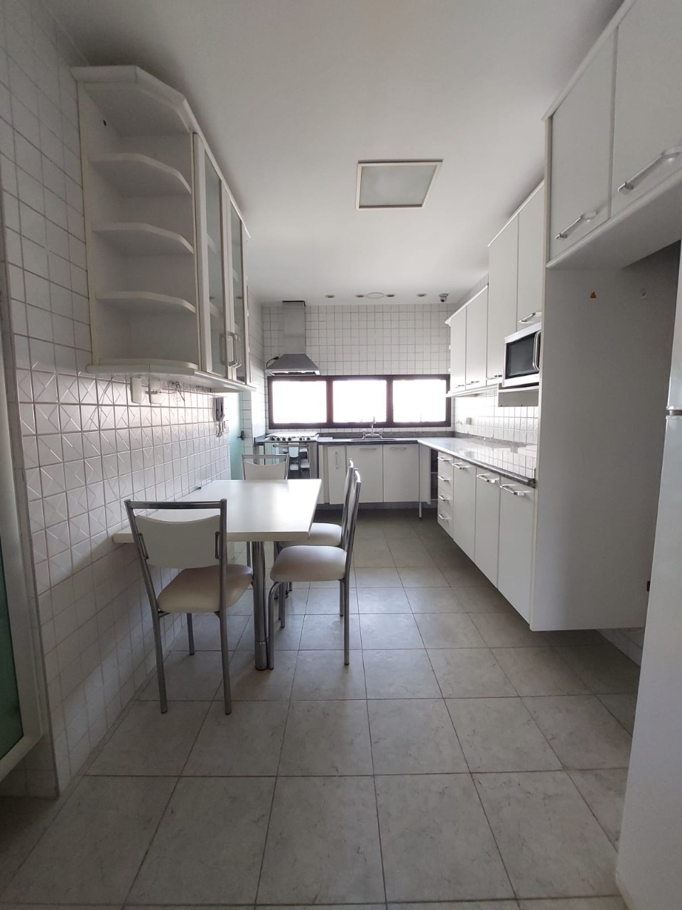 Apartamento à venda com 3 quartos, 130m² - Foto 10