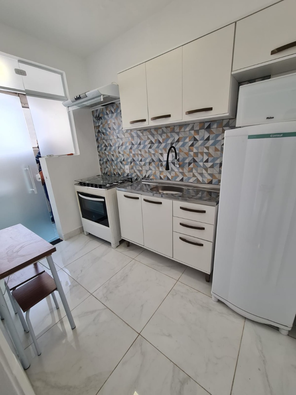 Apartamento à venda com 2 quartos, 75m² - Foto 18