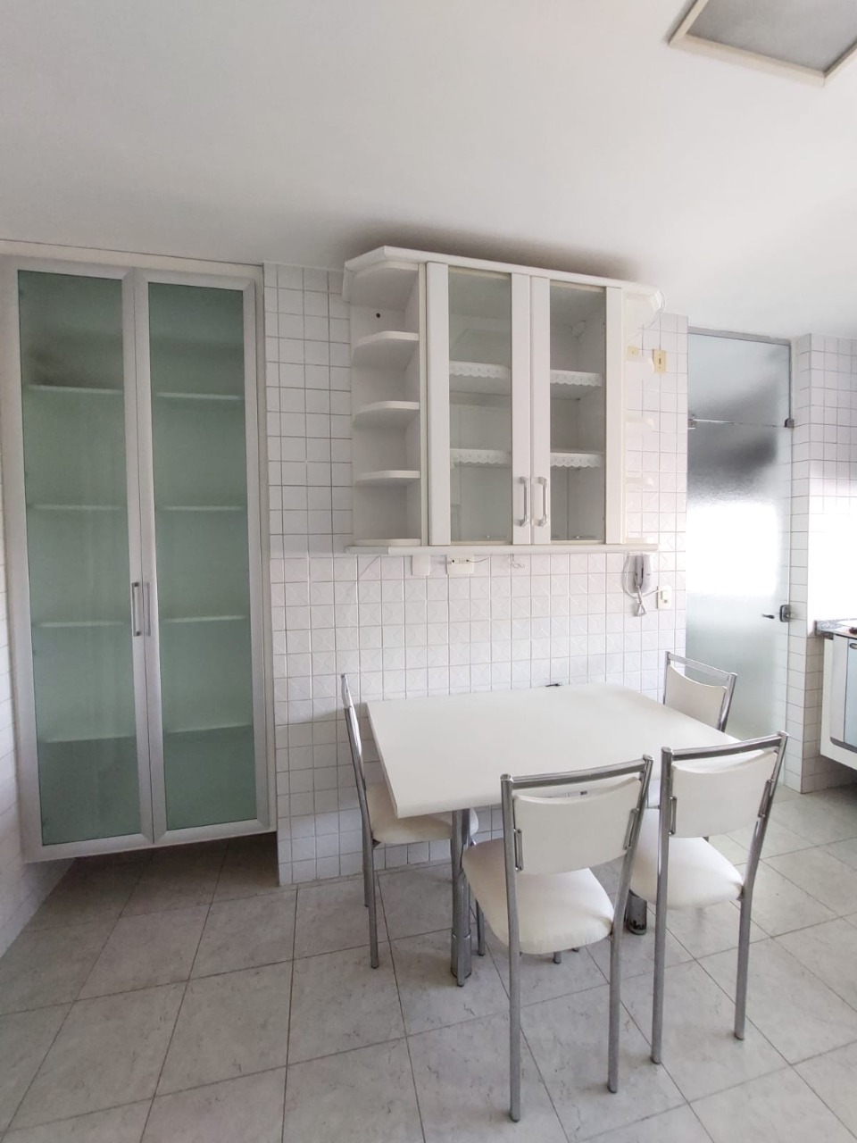 Apartamento à venda com 3 quartos, 130m² - Foto 6