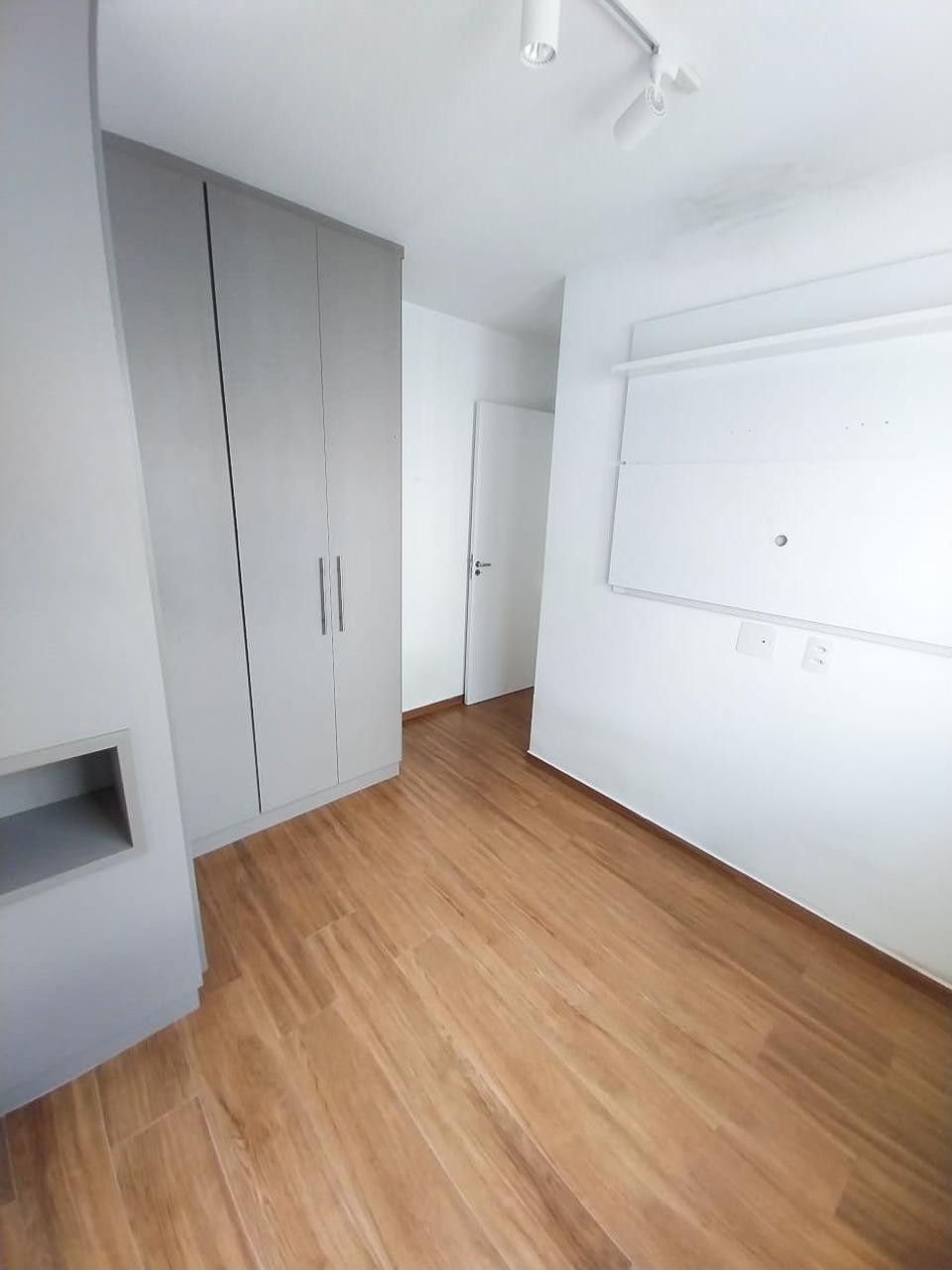 Apartamento à venda com 2 quartos, 45m² - Foto 3