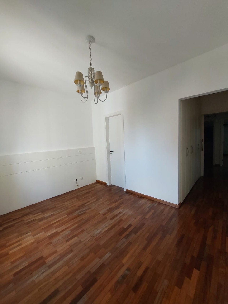 Apartamento à venda com 3 quartos, 130m² - Foto 8