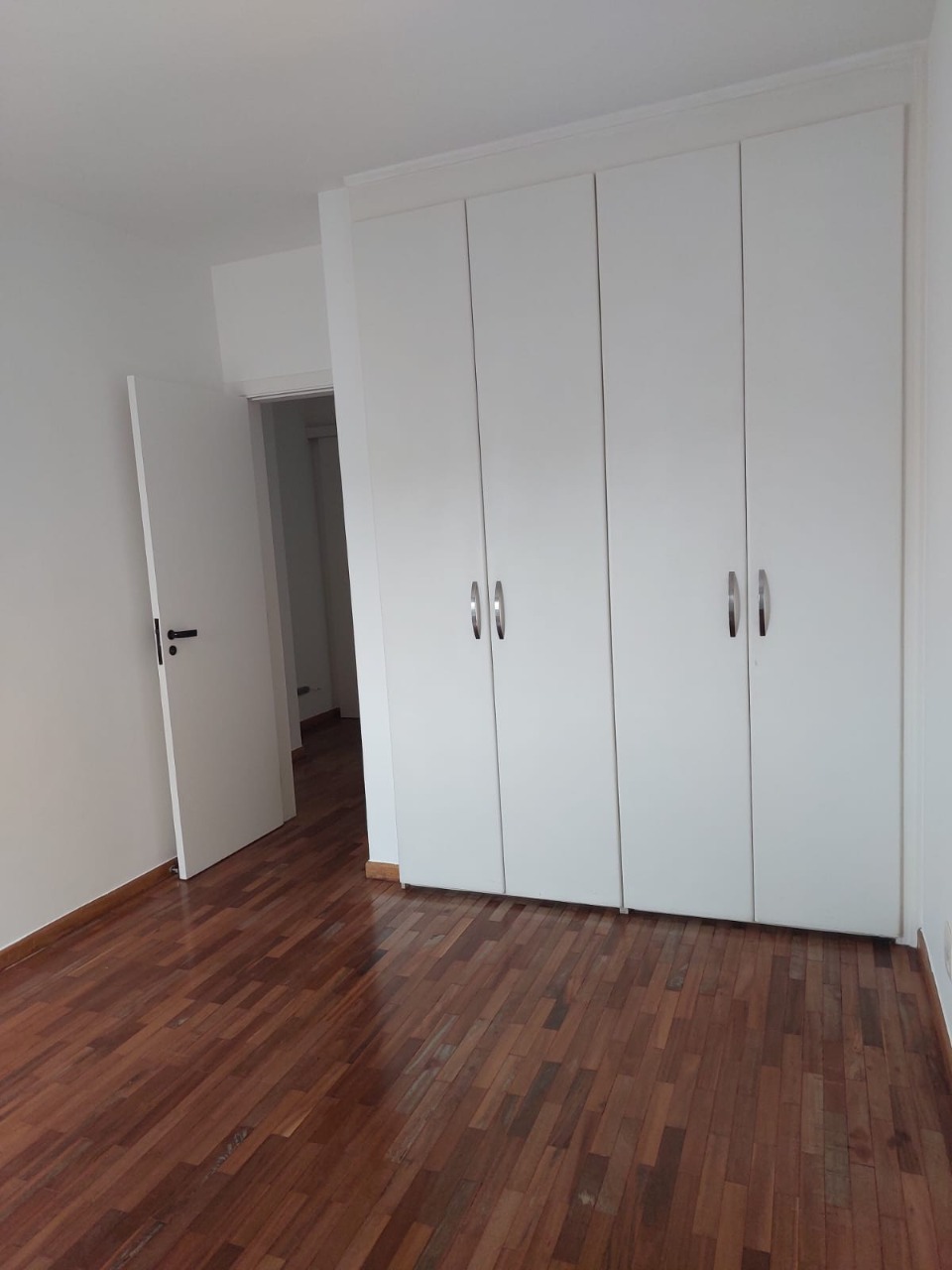 Apartamento à venda com 3 quartos, 130m² - Foto 13