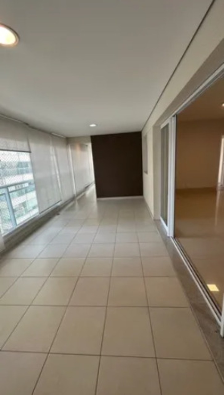 Apartamento à venda com 3 quartos, 145m² - Foto 12