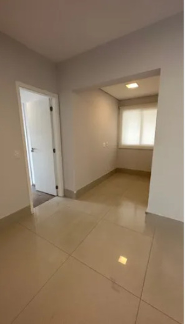 Apartamento à venda com 3 quartos, 145m² - Foto 2