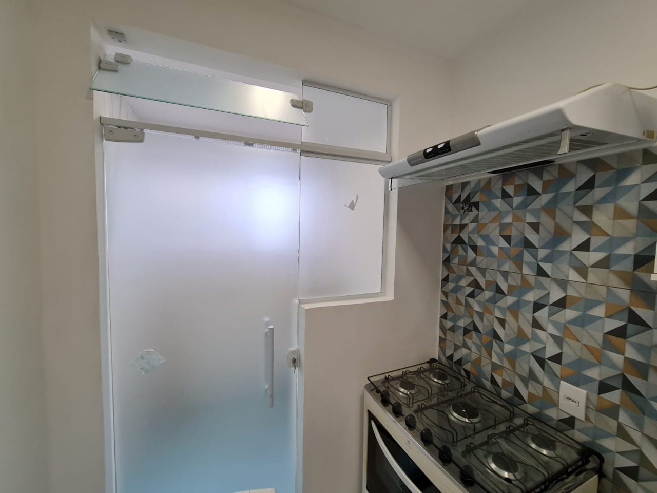 Apartamento à venda com 2 quartos, 75m² - Foto 10