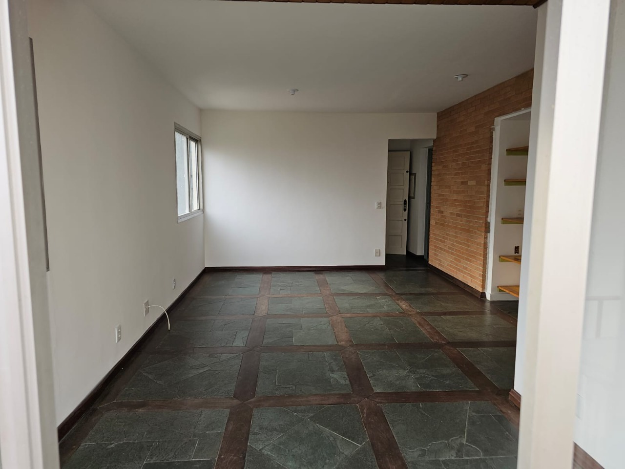 Apartamento à venda com 3 quartos, 81m² - Foto 18