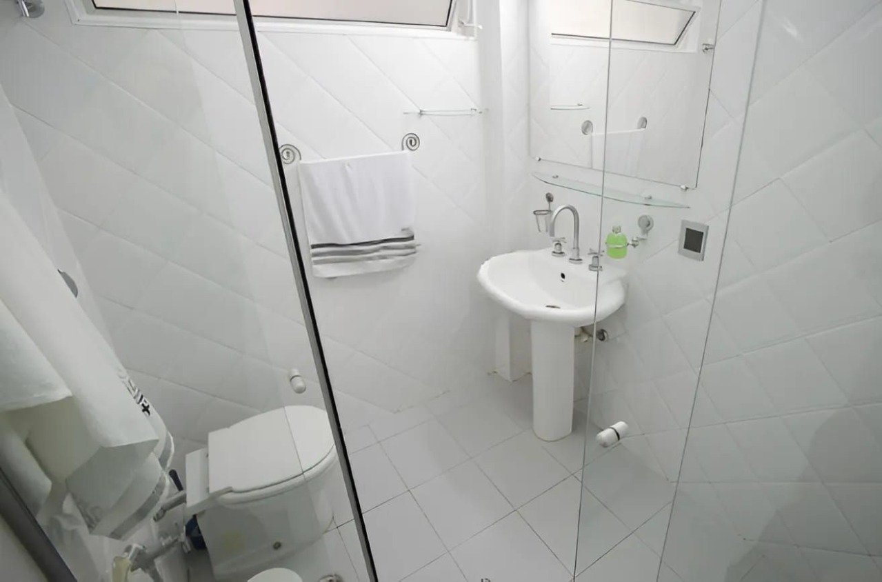 Apartamento à venda com 3 quartos, 134m² - Foto 8