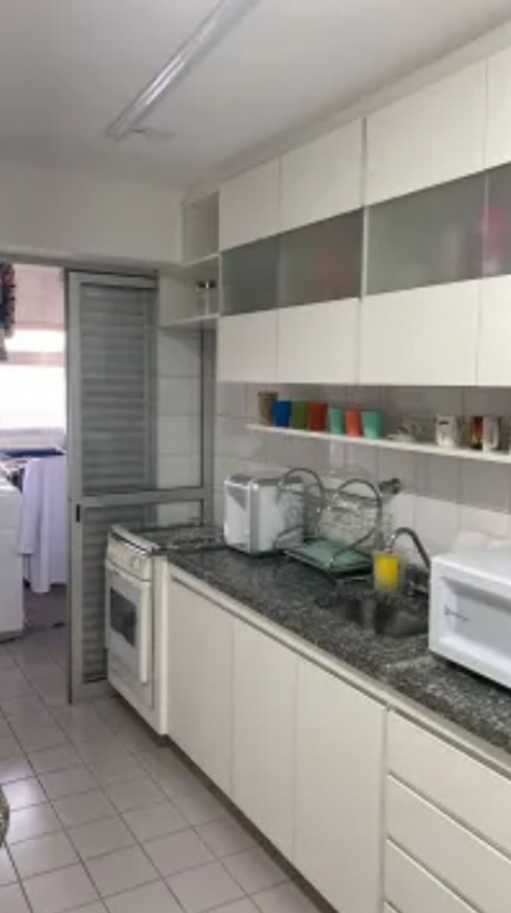 Apartamento à venda com 3 quartos, 75m² - Foto 13