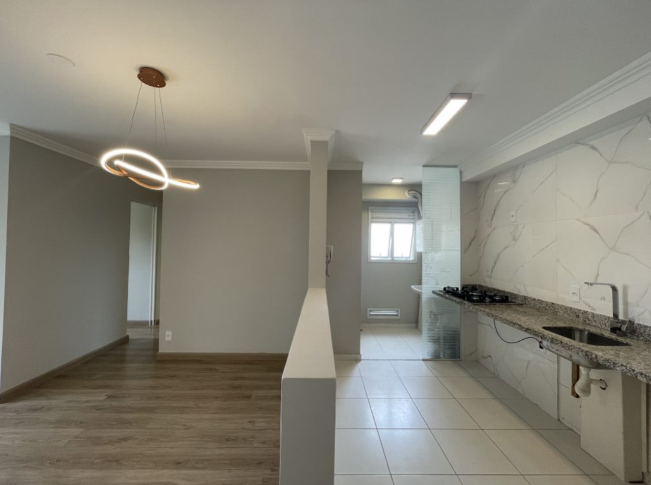 Apartamento à venda com 3 quartos, 70m² - Foto 1