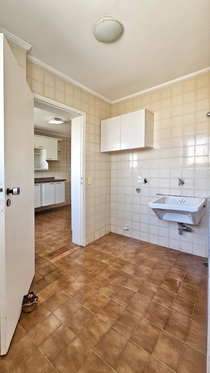 Apartamento à venda com 3 quartos, 122m² - Foto 5