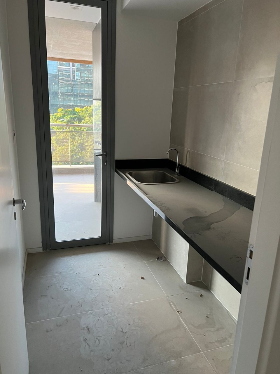 Apartamento à venda com 3 quartos, 104m² - Foto 9