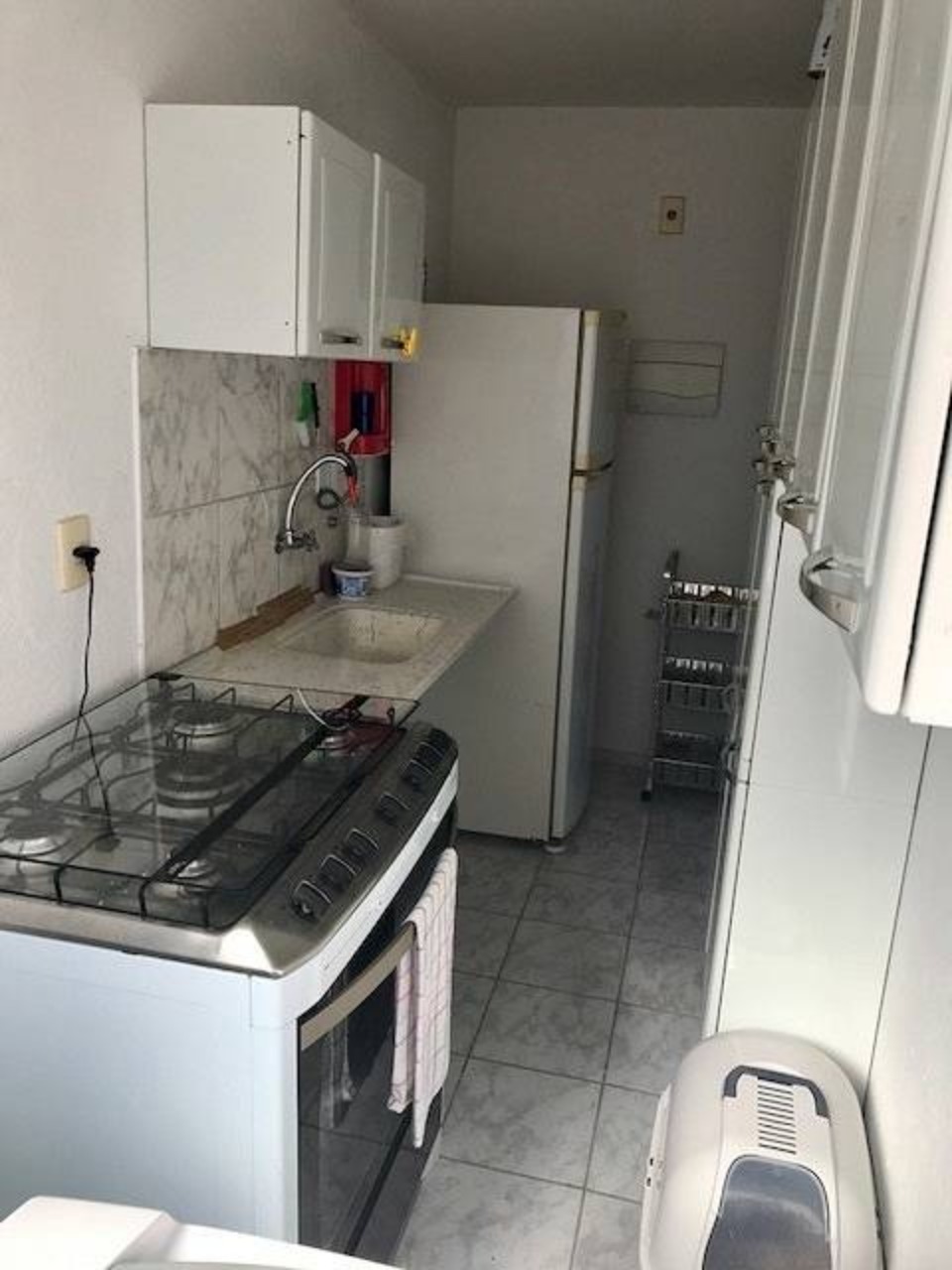 Apartamento à venda com 3 quartos, 66m² - Foto 2