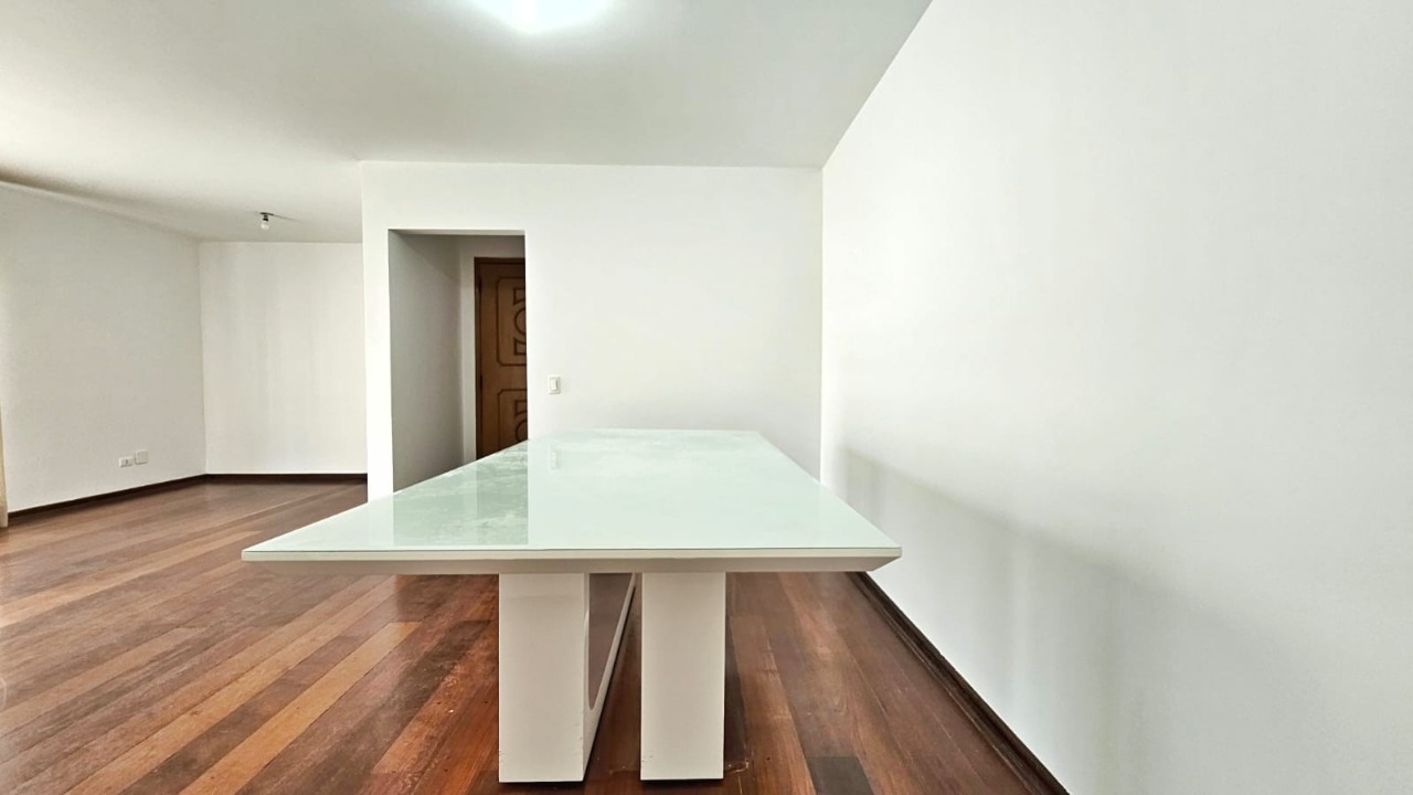 Apartamento à venda com 3 quartos, 122m² - Foto 20