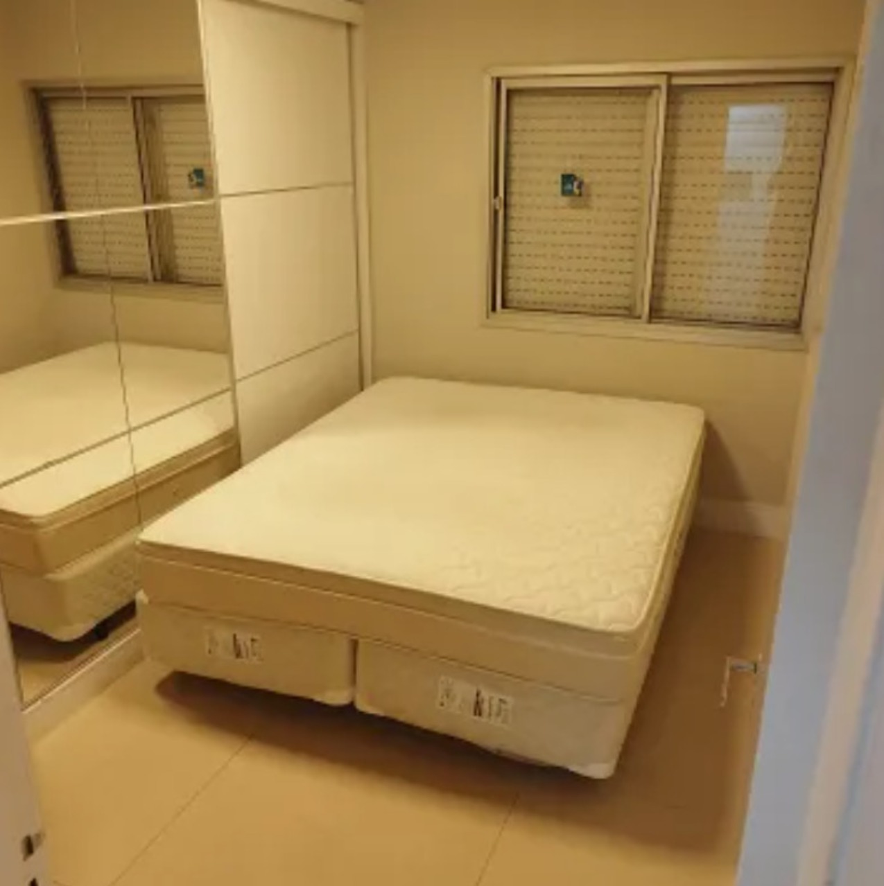 Apartamento à venda com 2 quartos, 64m² - Foto 11