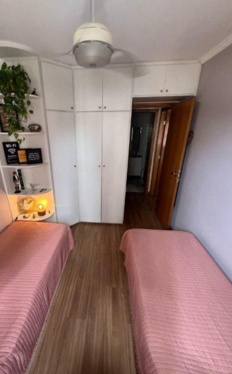 Apartamento à venda com 2 quartos, 63m² - Foto 3