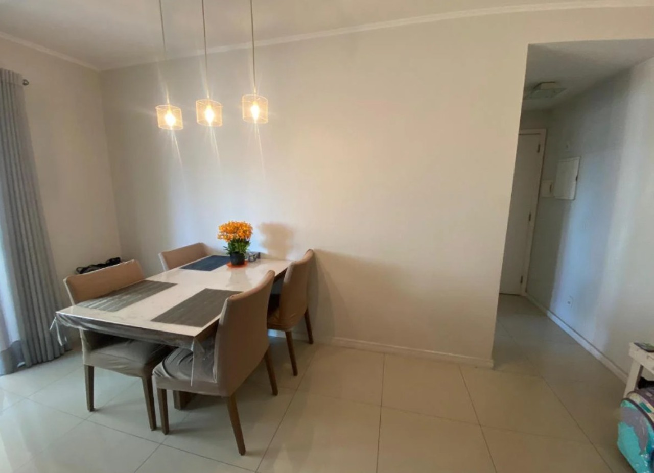 Apartamento à venda com 2 quartos, 79m² - Foto 10