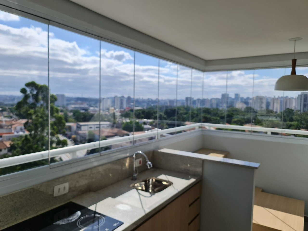 Apartamento à venda com 1 quarto, 37m² - Foto 1