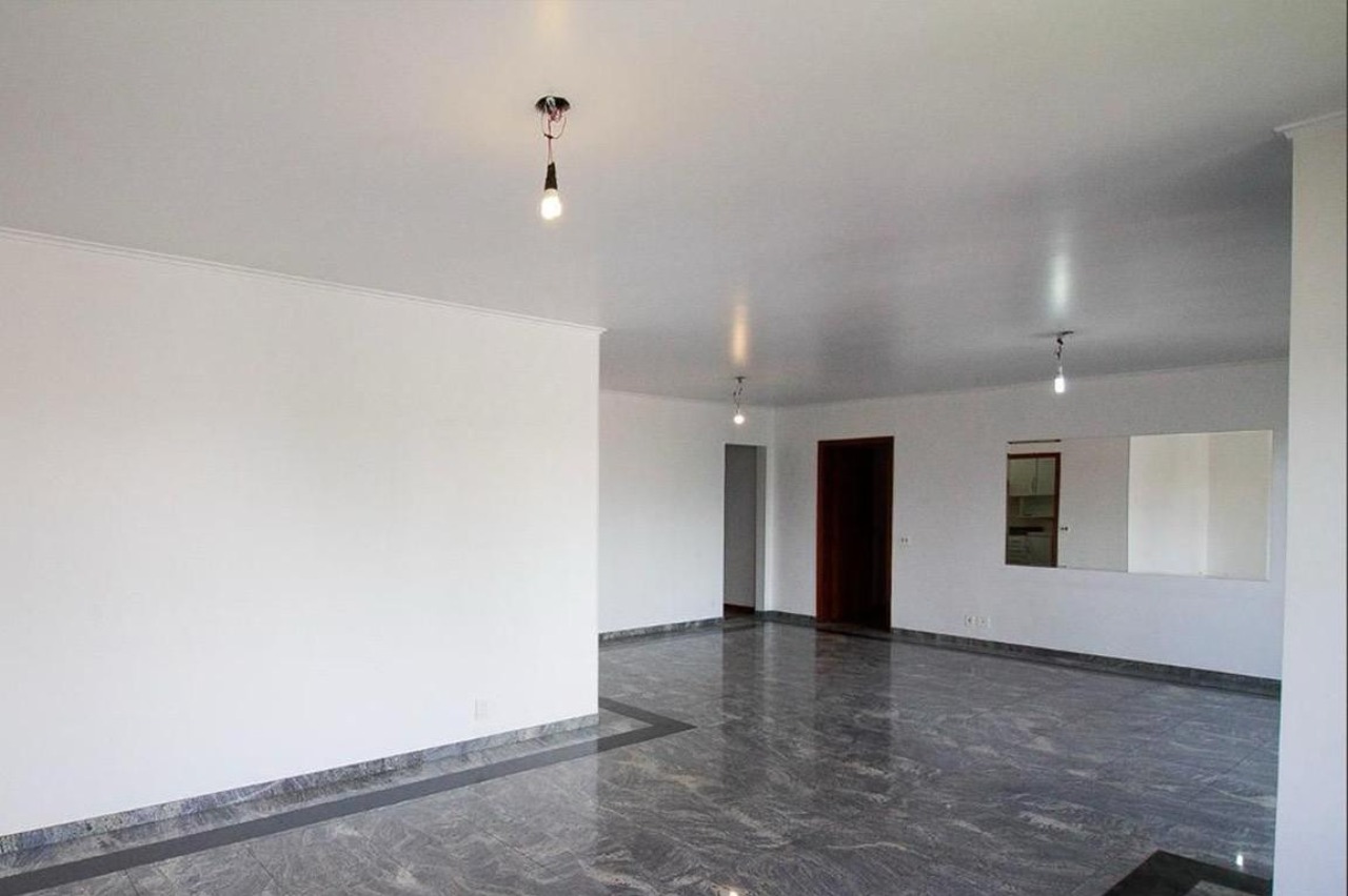 Apartamento à venda com 3 quartos, 176m² - Foto 16