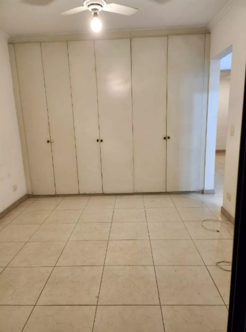 Apartamento à venda com 4 quartos, 239m² - Foto 12