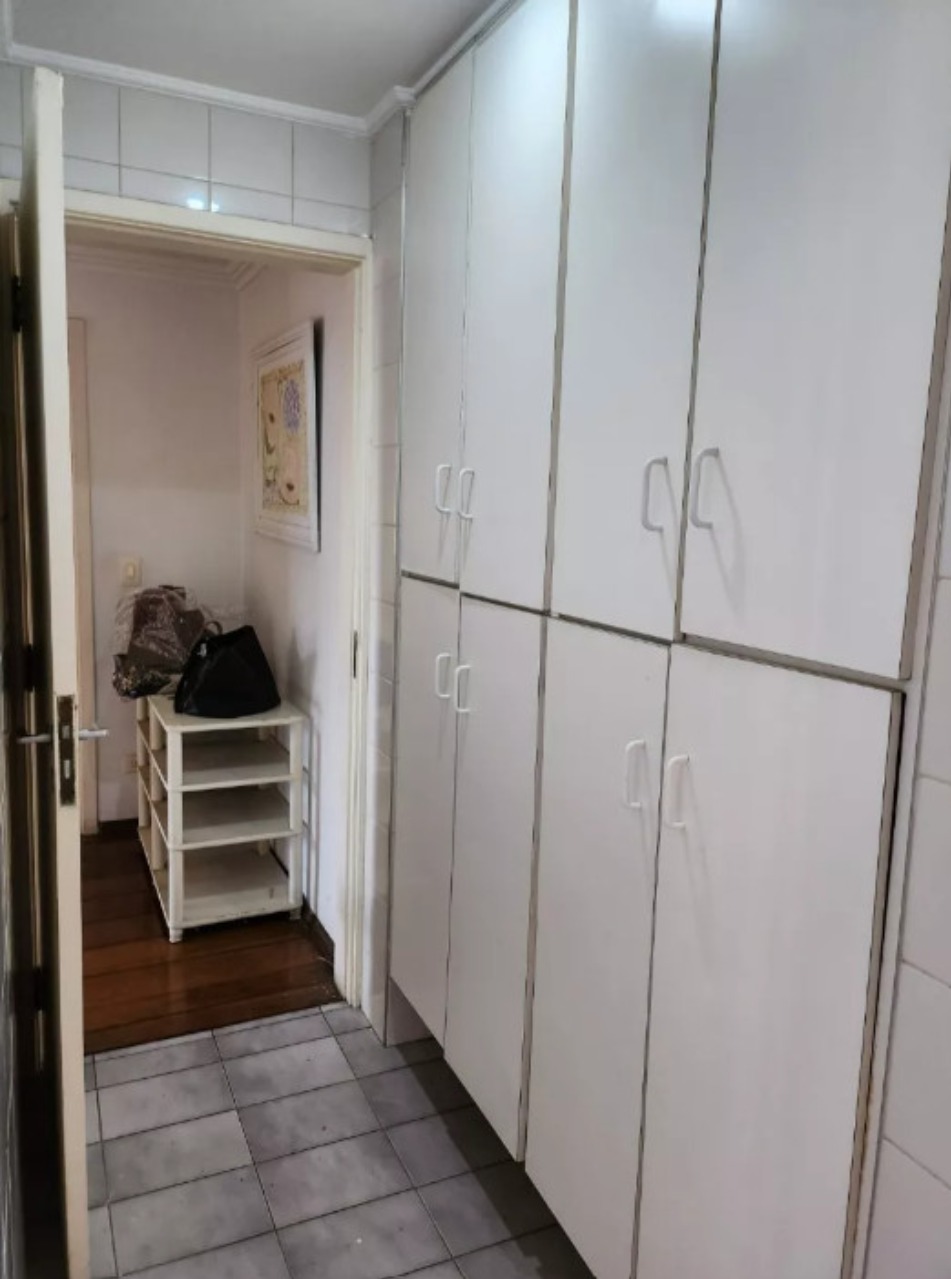 Apartamento à venda com 4 quartos, 239m² - Foto 19